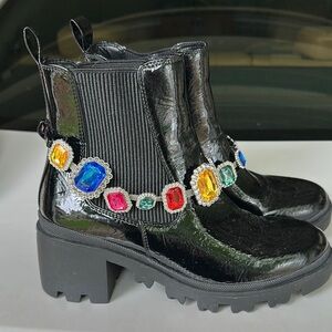 Betsy Johnson Gem-Embellished boots👢